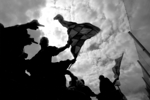 "Zu diskriminierenden Einstellungen im Fußball gibt es kaum gesicherte empirische Daten, sodass Aussagen über die Ausprägung etc. spekulativ sind."