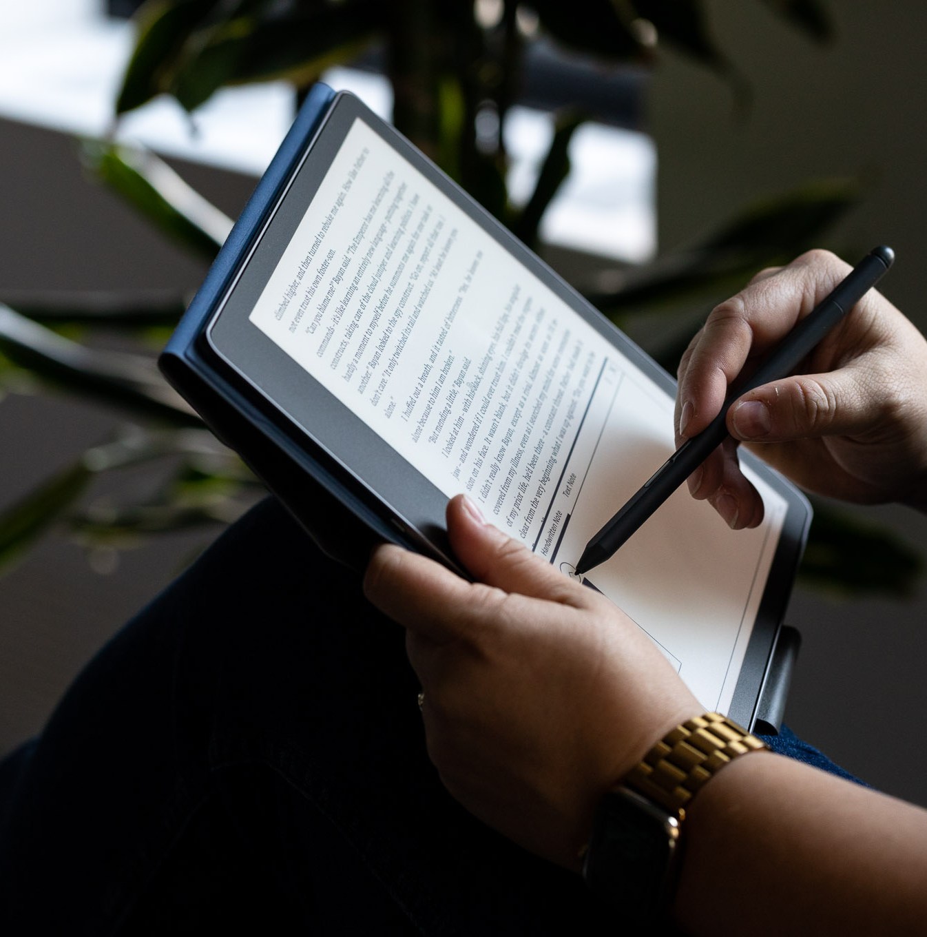 The first-gen Kindle Scribe is a big e-reader and digital notebook that’s $150 refurbished