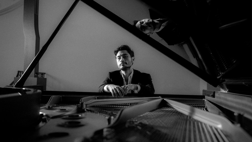 Arsha Kaviani, photographed
at Ladbroke Hall, London