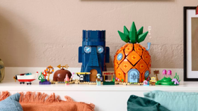 We Build LEGO SpongeBob SquarePants Bikini Bottom: a F.U.N. Build for Nostalgic Adults (Review LEGO Toys)